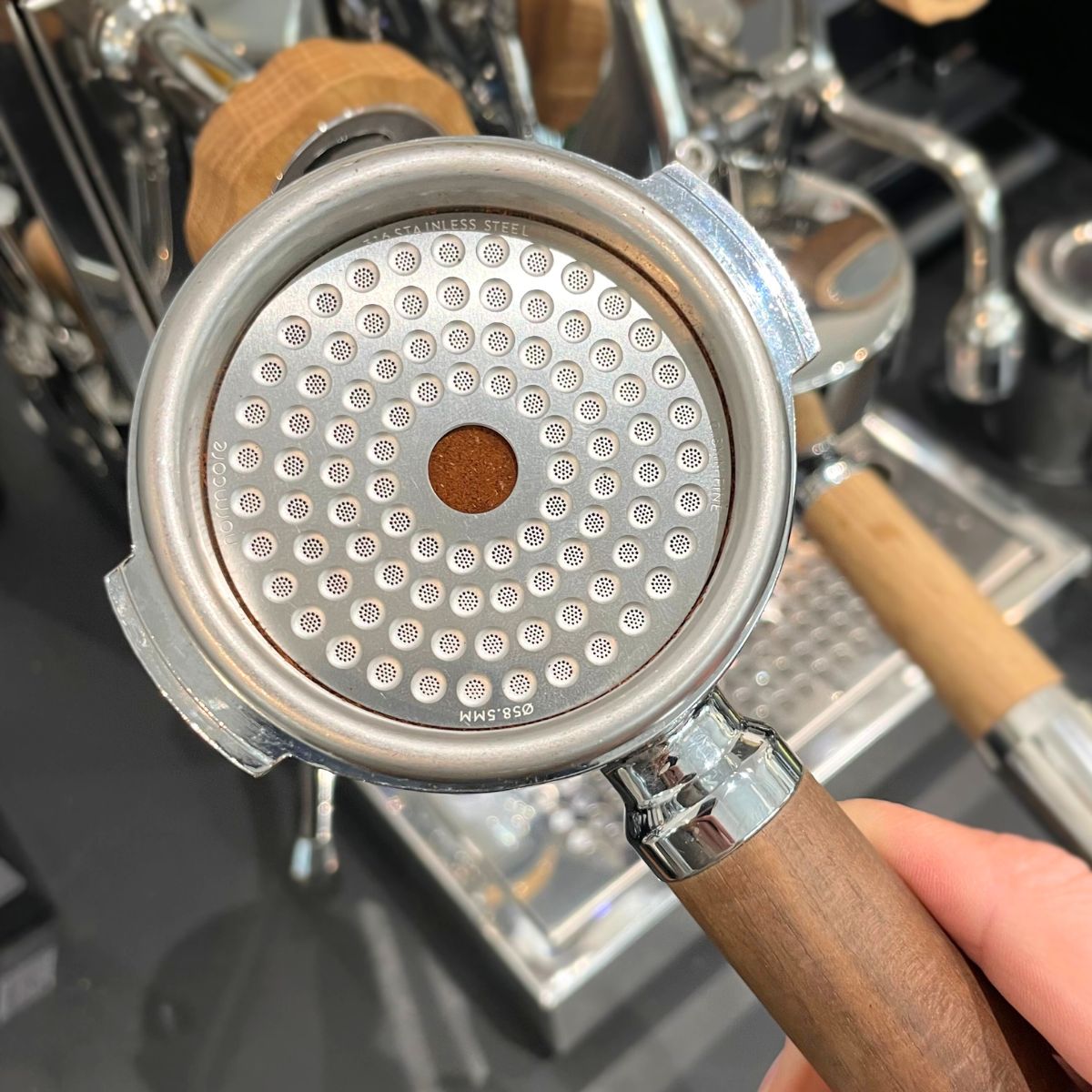 variant_565937015033603